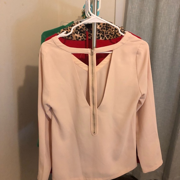 Back Zipper - Picture 1 of 2